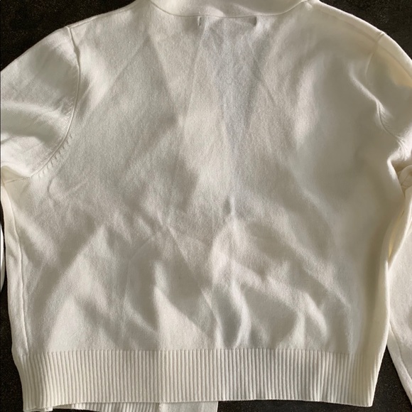 Sweater - Picture 4 of 5